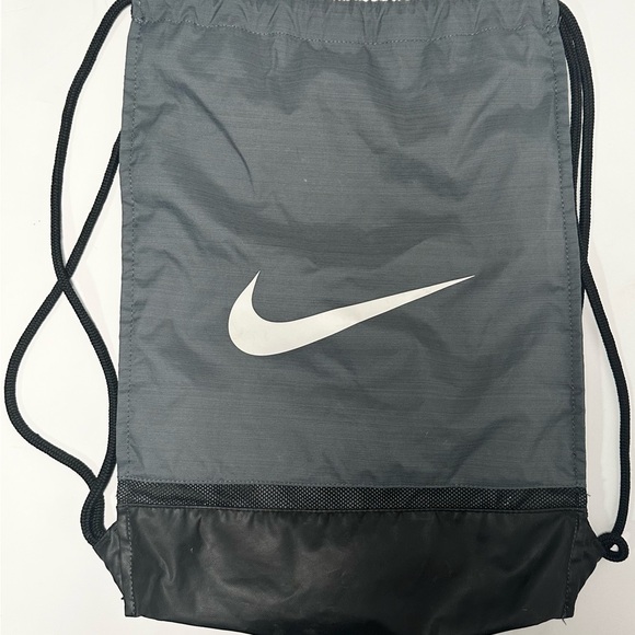 Nike Draw-string Bag - Picture 3 of 3